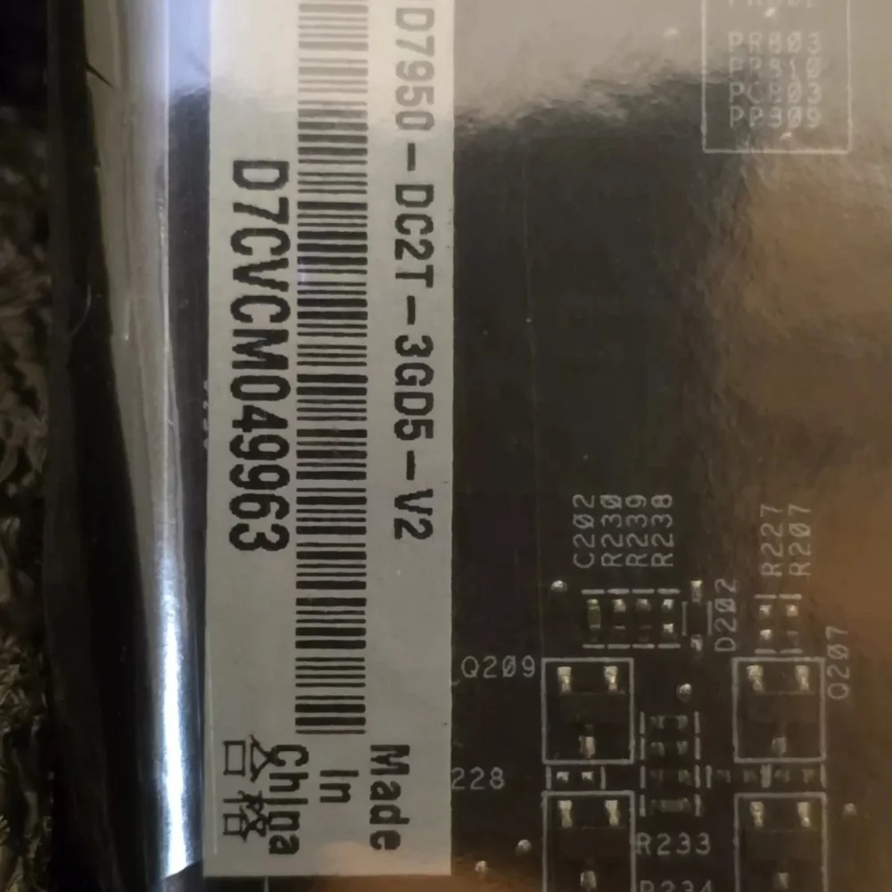 ASUS HOT ITEM! HD7950-DC2T-3GD5-V2 AMD Radeon HD 384-bit Graphics Card. R2S!